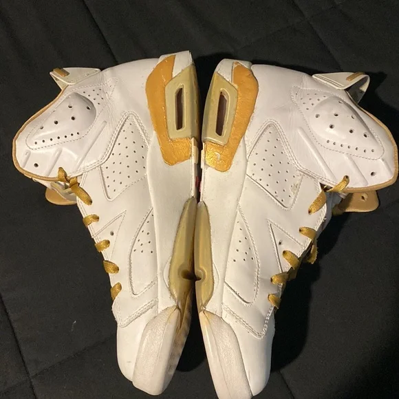 Jordan 6 Golden Moments “GMP” - Picture 2 of 6